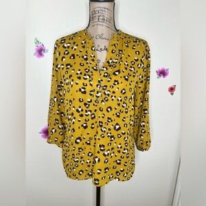 Zara Leopard Print V Neck Blouse Mustard, Brown & White Ruffle Bottom Size Small